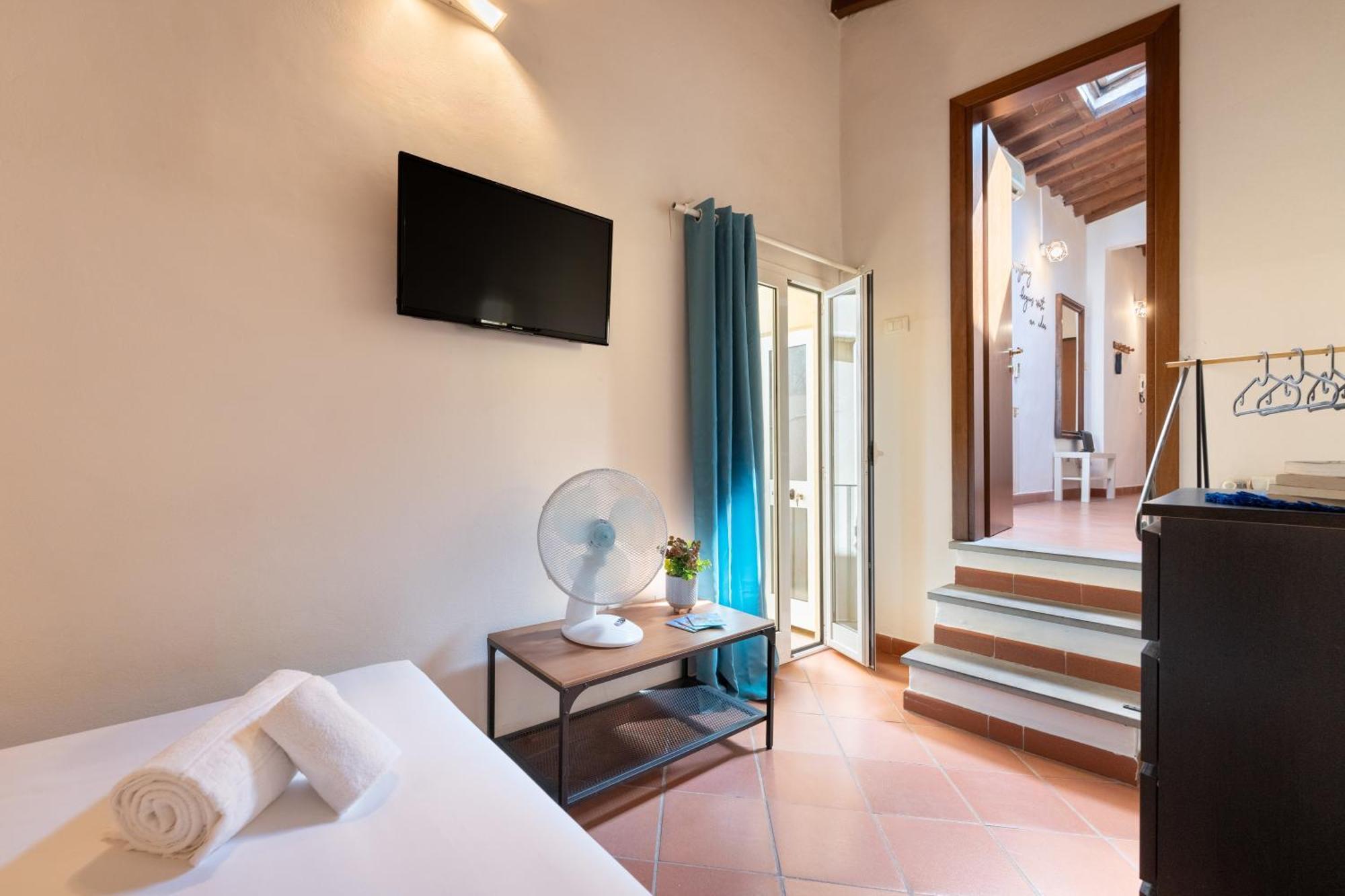 Senese 38 - Keys Of Italy Apartment ฟลอเรนซ์ ภายนอก รูปภาพ